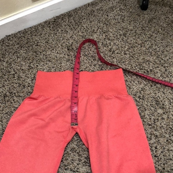 NVGTN Curve Seamless Leggings Size Small Coral - Picture 5 of 9